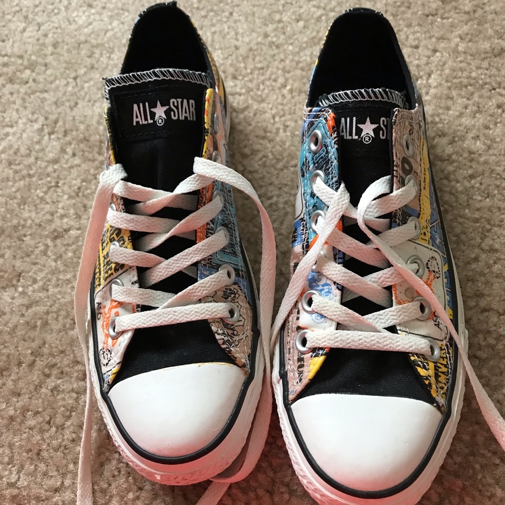 Converse Women’s size 8